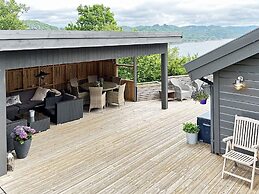 9 Person Holiday Home in Korshamn-by Traum