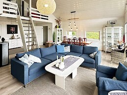 9 Person Holiday Home in Korshamn-by Traum