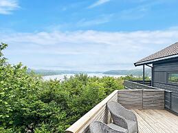 9 Person Holiday Home in Korshamn-by Traum