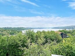 9 Person Holiday Home in Korshamn-by Traum