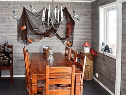 Holiday Home in Urangsvåg