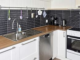 Holiday Home in Urangsvåg