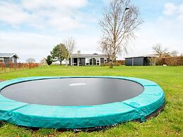 8 Person Holiday Home in Ebeltoft-by Traum