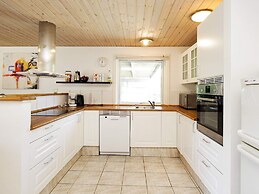 6 Person Holiday Home in Asnaes-by Traum