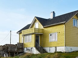 7 Person Holiday Home in Titran