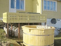 7 Person Holiday Home in Titran