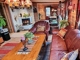 Holiday Home in Hundeidvik