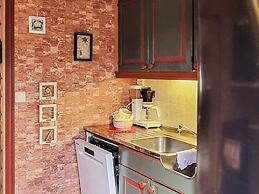 Holiday Home in Hundeidvik