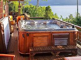 Holiday Home in Hundeidvik