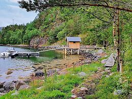 8 Person Holiday Home in Sundlandet