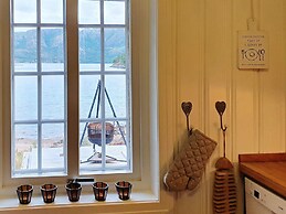 8 Person Holiday Home in Sundlandet