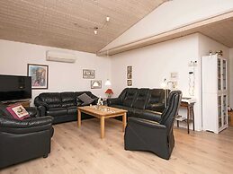 8 Person Holiday Home in Toftlund-by Traum