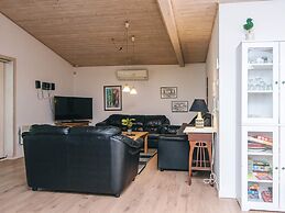 8 Person Holiday Home in Toftlund-by Traum
