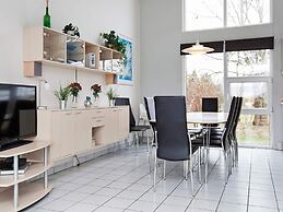10 Person Holiday Home in Ebeltoft-by Traum