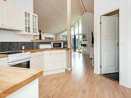 6 Person Holiday Home in Juelsminde-by Traum