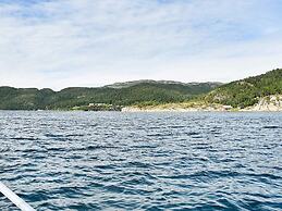 8 Person Holiday Home in Sundlandet