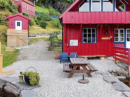 5 Person Holiday Home in Lonevag