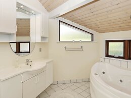 Luxurious Holiday Home Near Hals With Whirlpool