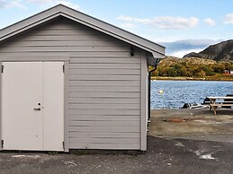 12 Person Holiday Home in Oksvoll