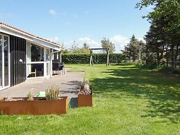 10 Person Holiday Home in Lokken-by Traum