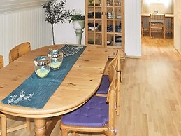 Holiday Home in Leirvik I Sogn