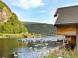Holiday Home in Leirvik I Sogn