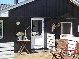 Luxurious Holiday Home in Millinge With Roofed Terrace