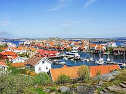 2 Person Holiday Home in Gullholmen