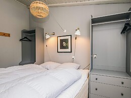 5 Person Holiday Home in Henne-by Traum