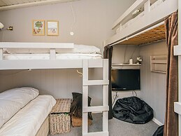 5 Person Holiday Home in Henne-by Traum