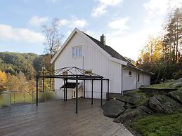 8 Person Holiday Home in Lindesnes