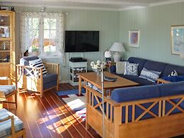 10 Person Holiday Home in Kongshavn