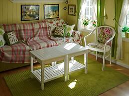 10 Person Holiday Home in Kongshavn