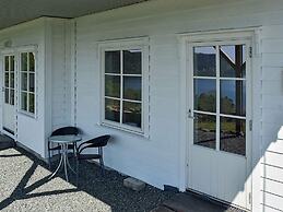 6 Person Holiday Home in Onarheim