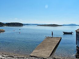 6 Person Holiday Home in Onarheim