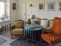 6 Person Holiday Home in Onarheim