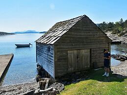 6 Person Holiday Home in Onarheim