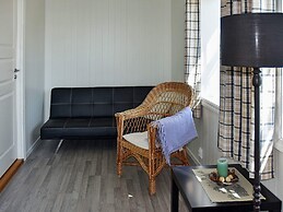 6 Person Holiday Home in Onarheim