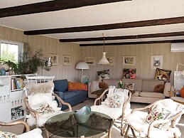 6 Person Holiday Home in Braedstrup-by Traum