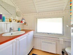 6 Person Holiday Home in Sjaellands Odde-by Traum