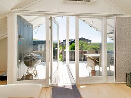 6 Person Holiday Home in Sjaellands Odde-by Traum