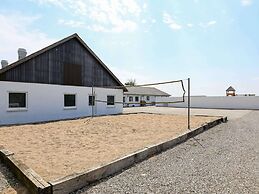 20 Person Holiday Home in Vinderup-by Traum