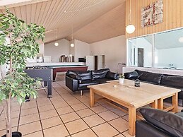 20 Person Holiday Home in Vinderup-by Traum