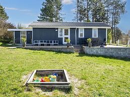 8 Person Holiday Home in Ebeltoft-by Traum