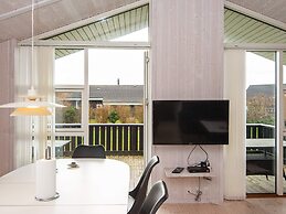6 Person Holiday Home in Juelsminde-by Traum