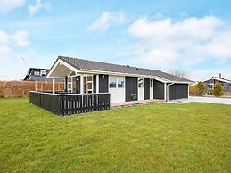 6 Person Holiday Home in Juelsminde-by Traum