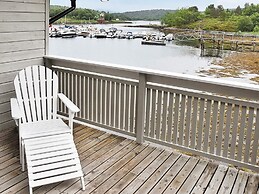 8 Person Holiday Home in Lesund