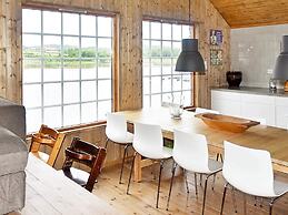 8 Person Holiday Home in Lesund