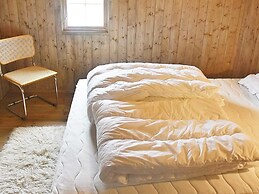 8 Person Holiday Home in Lesund