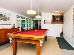 8 Person Holiday Home in Knebel-by Traum